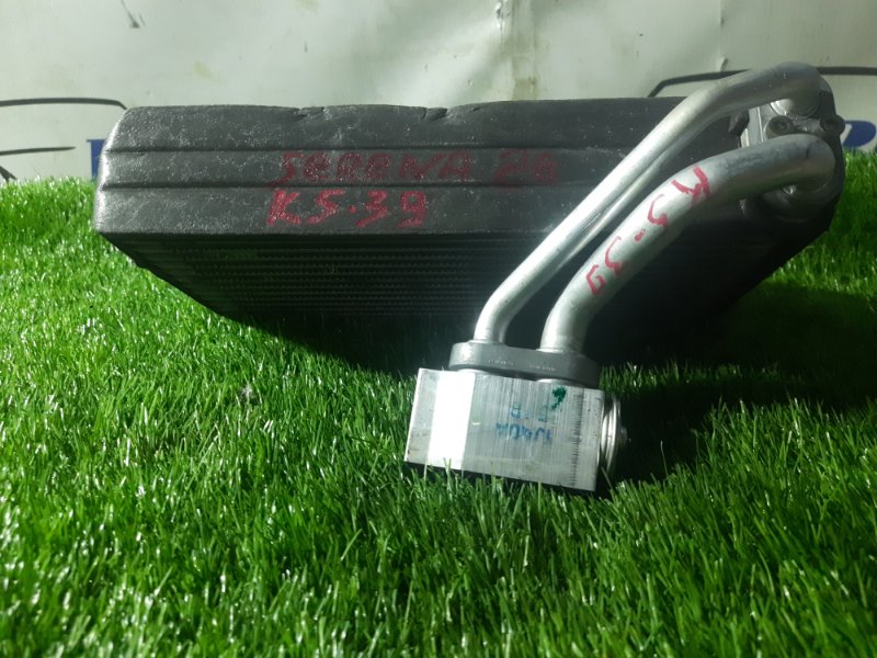 Испаритель кондиционера Nissan Serena HC26 MR20DD зад