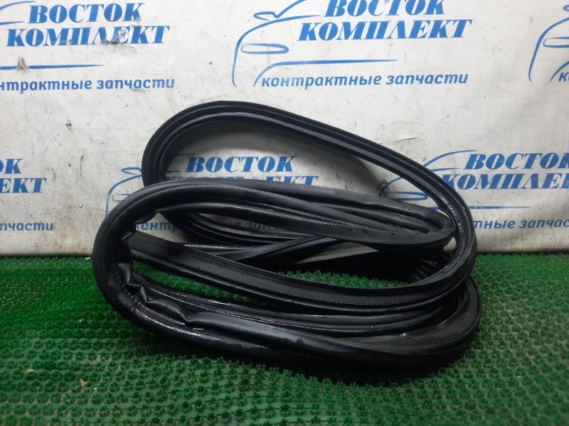 Уплотнитель Honda Insight ZE2 LDA