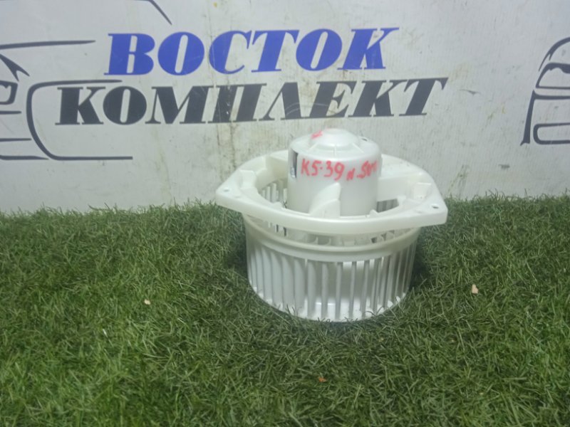 Вентилятор печки Nissan Serena HC26 MR20DD зад