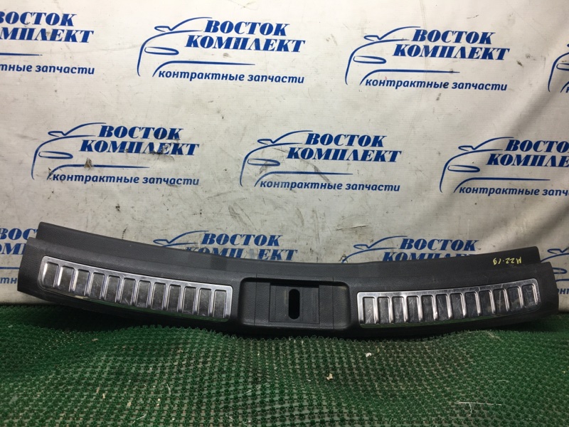 Накладка багажника Mazda Atenza GH5FW L5-VE