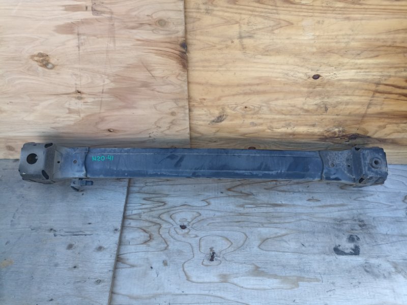 Усилитель бампера Honda Stepwgn RF5 K20A перед