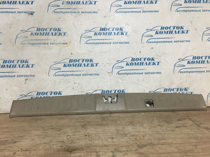 Накладка багажника Honda Stepwgn RF3 K20A