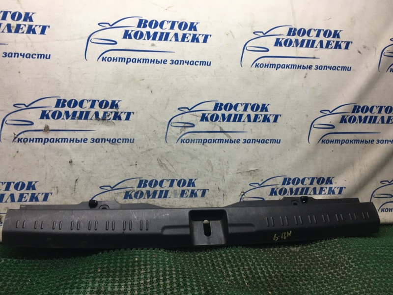 Накладка багажника Honda Mobilio Spike GK1 L15A