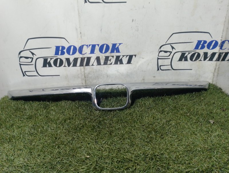 Молдинг решетки радиатора Honda Stream 2007 RN8 R20A