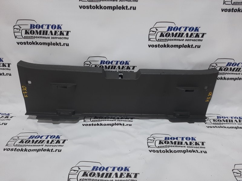 Накладка багажника Toyota Vitz 2009 KSP90 1KR-FE