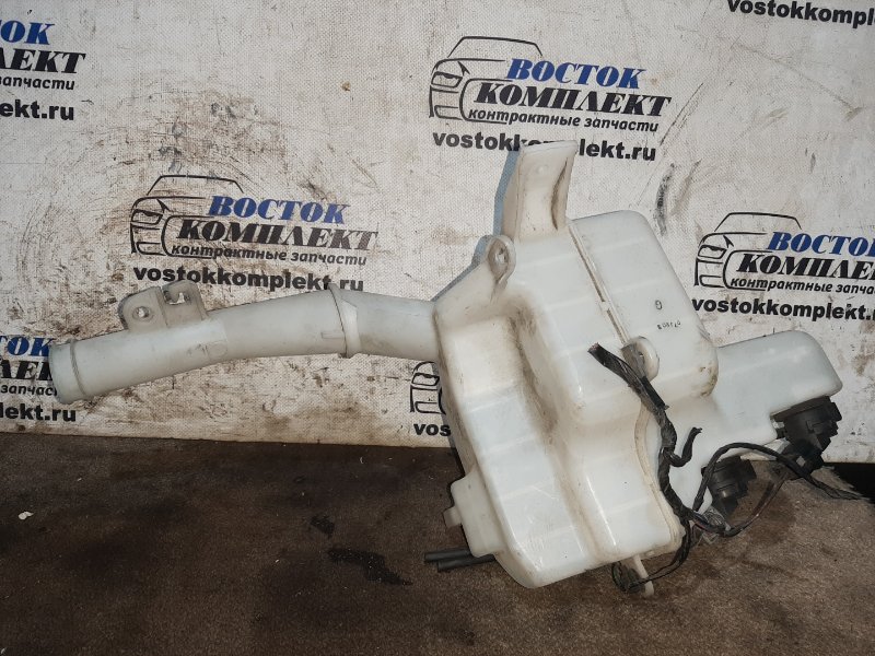 Бачок омывателя Mazda MPV 2007 LY3P L3-VE