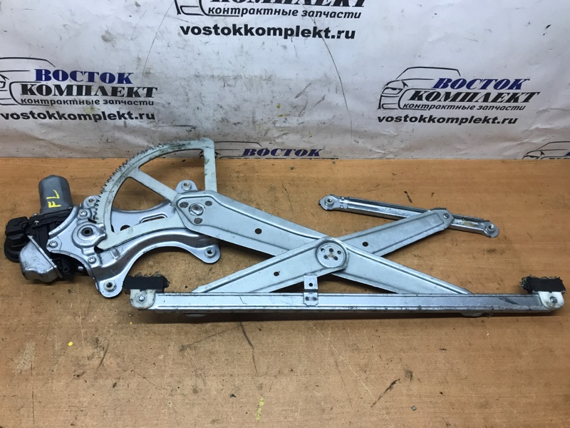 Стеклоподъемник Toyota Voxy 2010 ZRR70W 3ZR-FAE перед лев