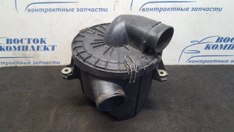 Корпус воздушного фильтра Mazda Bongo Brawny SK56M WL