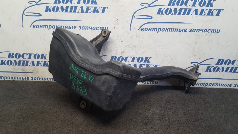 Резонатор воздушного фильтра Mitsubishi EK Wagon H81W 3G83