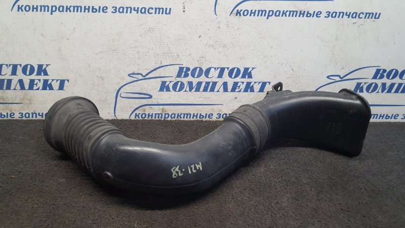 Воздухозаборник Honda Stepwgn RF3 K20A