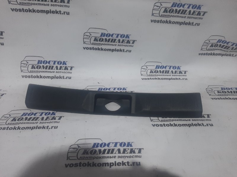 Накладка багажника Suzuki MR Wagon MF33S R06F