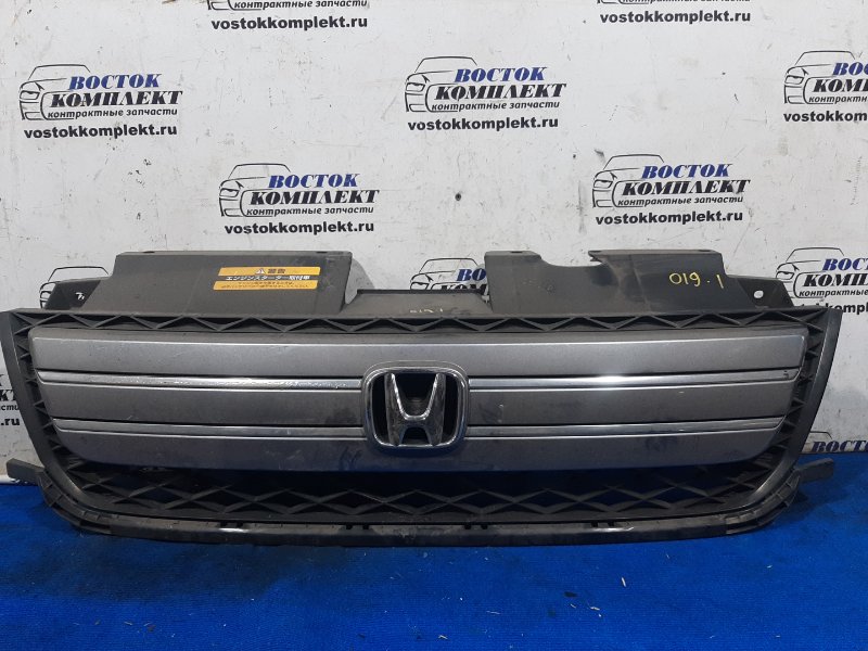 Решетка радиатора Honda Mobilio Spike GK2 L15A