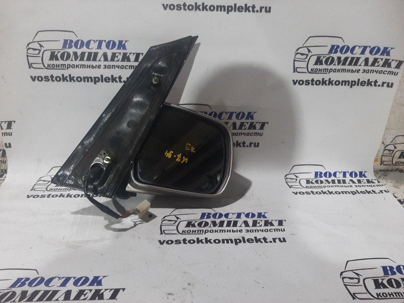 Зеркало боковое Toyota Voxy 2002 AZR60 1AZ-FSE прав