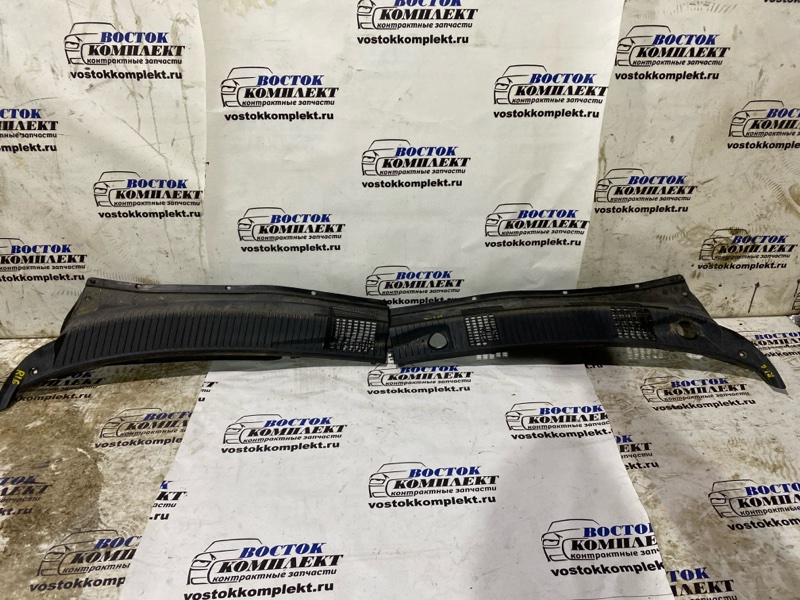 Решетка под лобовое стекло Toyota Raum EXZ10 5E-FE