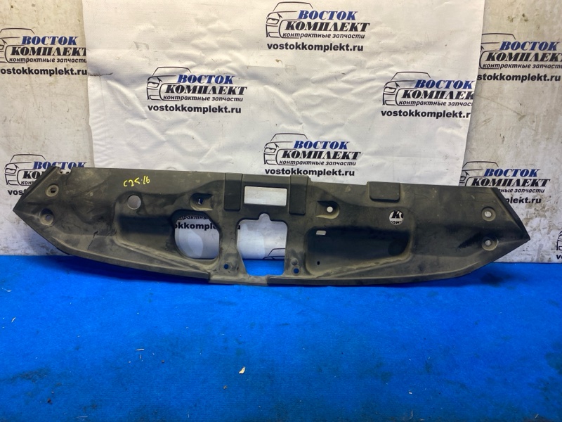 Накладка рамки радиатора Honda Stepwgn RK1 R20A