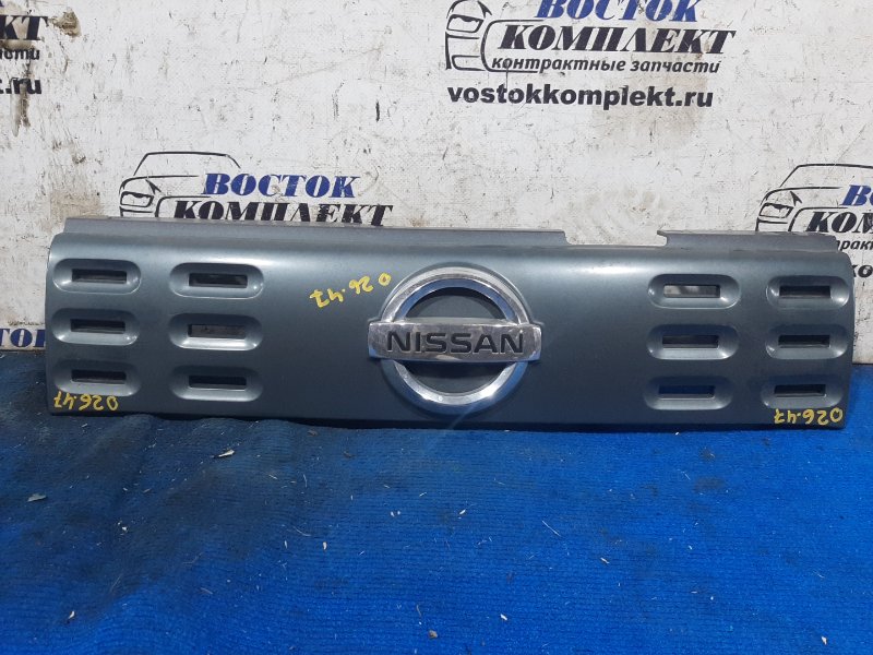 Решетка радиатора Nissan Cube 2010 Z12 HR15DE