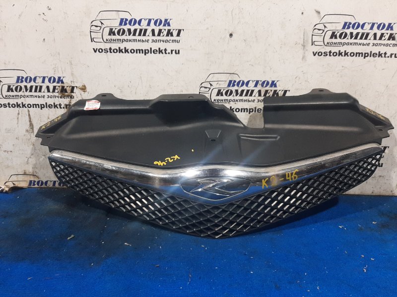 Решетка радиатора Toyota Ractis 2005 NCP100 1NZ-FE