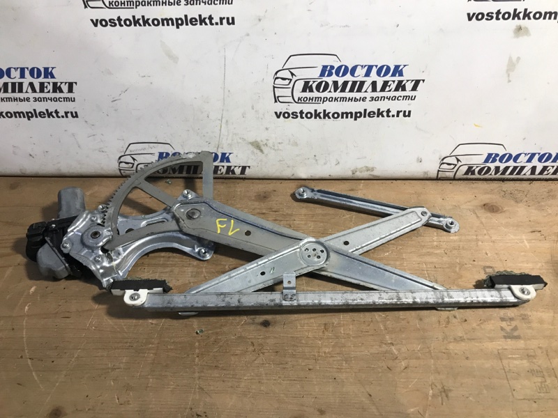 Стеклоподъемник Toyota Voxy 2012 ZRR70G 3ZR-FAE перед лев