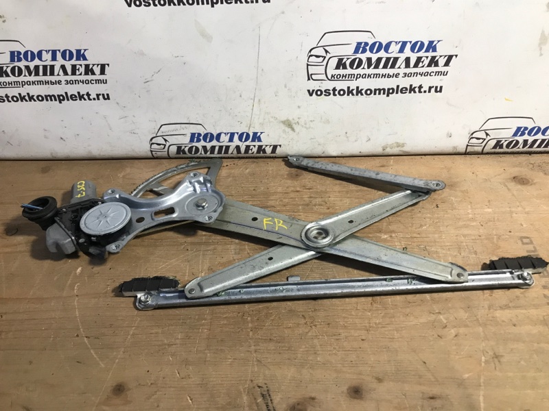 Стеклоподъемник Toyota Voxy 2012 ZRR70G 3ZR-FAE перед прав