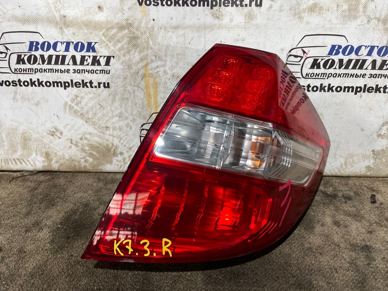 Фонарь стоп-сигнала Honda Fit 2010 GE6 L13A прав
