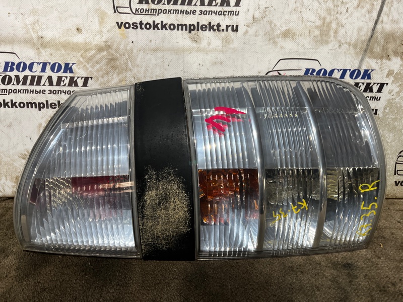 Фонарь стоп-сигнала Toyota Voxy 2002 AZR65 1AZ-FSE прав