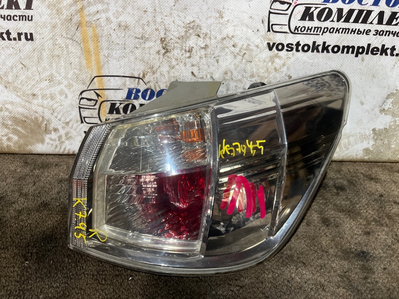 Фонарь стоп-сигнала Toyota Caldina 2005 AZT241W 1AZ-FSE прав