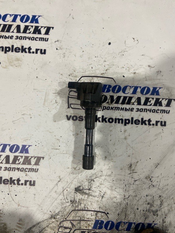 Катушка зажигания Honda Fit 2012 GP1 LDA зад