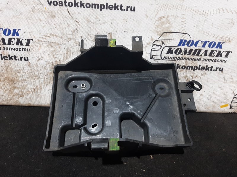 Полка под аккумулятор Mazda MPV 2007 LY3P L3-VE