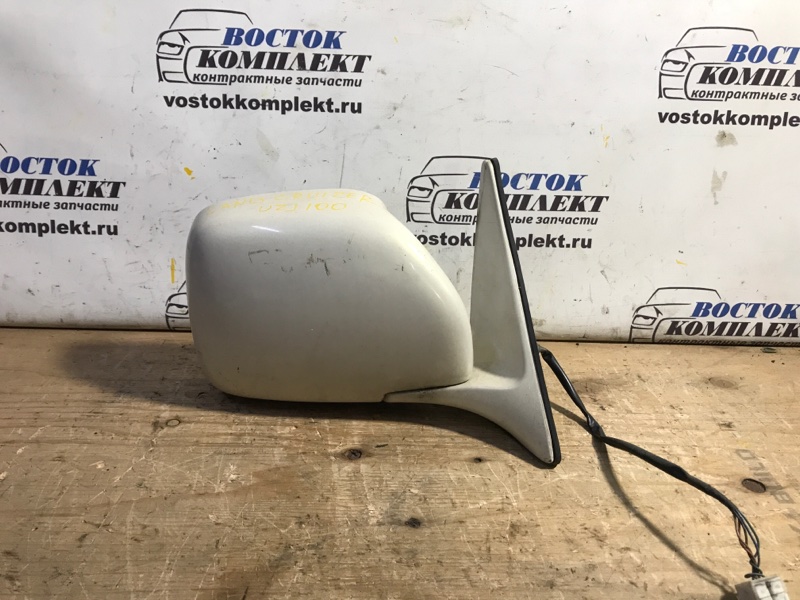 Зеркало боковое Toyota Land Cruiser 2000 UZJ100W 2UZ-FE прав