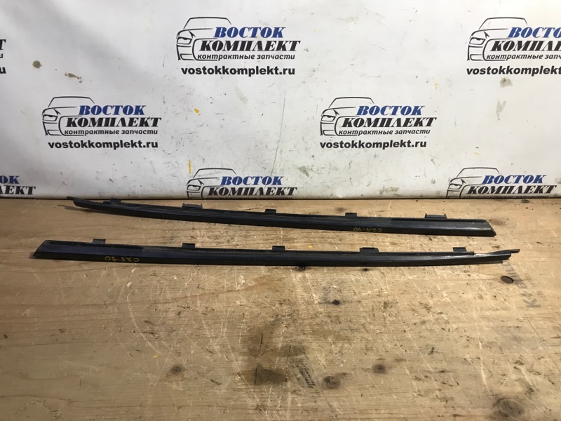 Молдинг лобового стекла Suzuki Swift 2008 ZD11S M13A