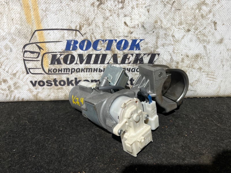 Замок зажигания Toyota IQ 2011 KGJ10 1KR-FE