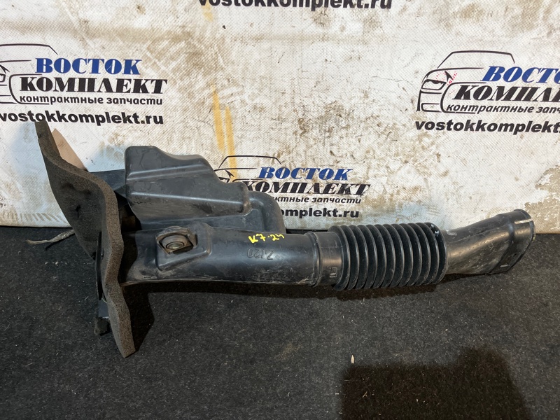 Воздухозаборник Mazda Demio 2007 DY3W ZJ-VE