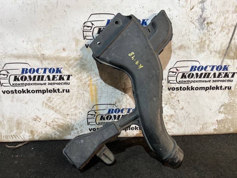 Воздухозаборник Nissan Tiida C11 HR15DE