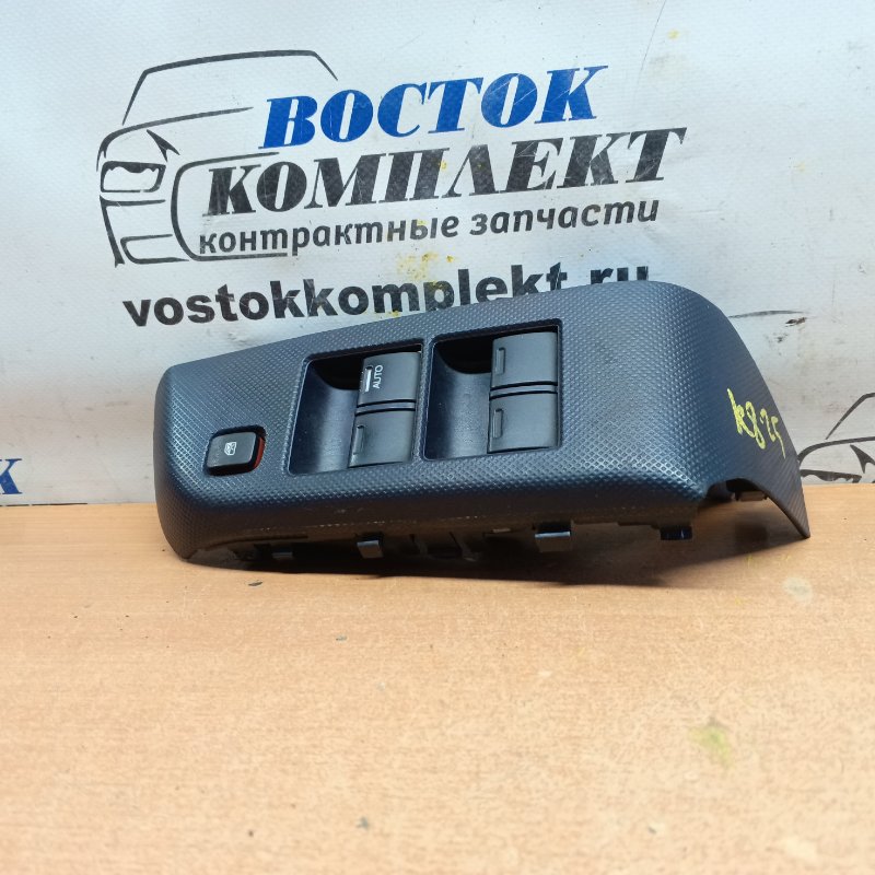 Блок управления стеклоподъемниками Honda Insight ZE2 LDA