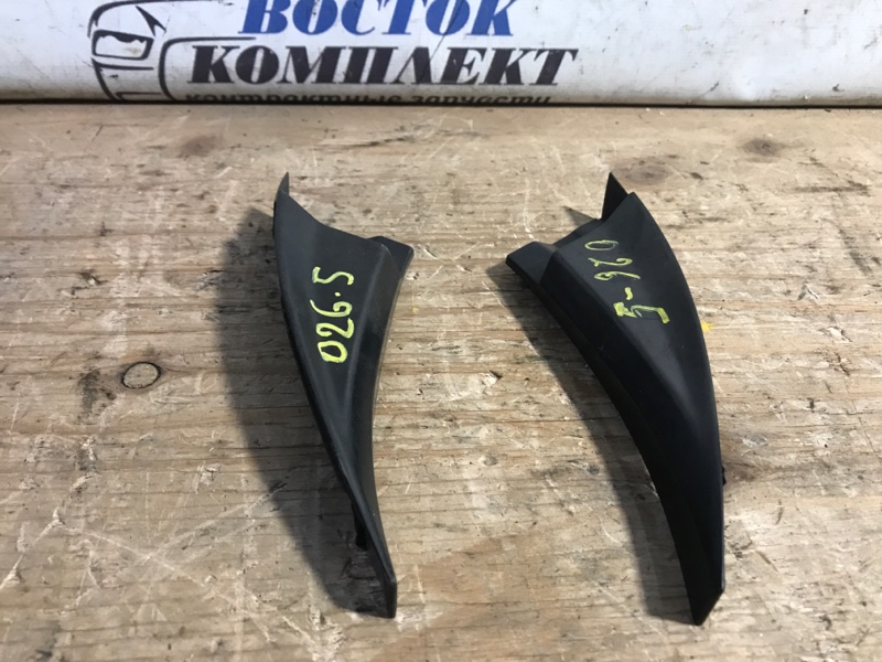 Решетка под лобовое стекло Honda Stream 2008 RN8 R20A