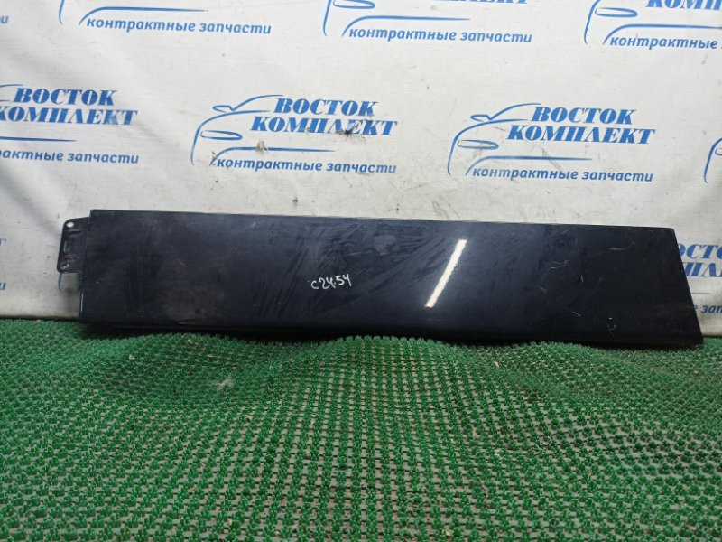 Накладка на крыло Toyota Voxy 2006 AZR60G 1AZ-FSE зад лев