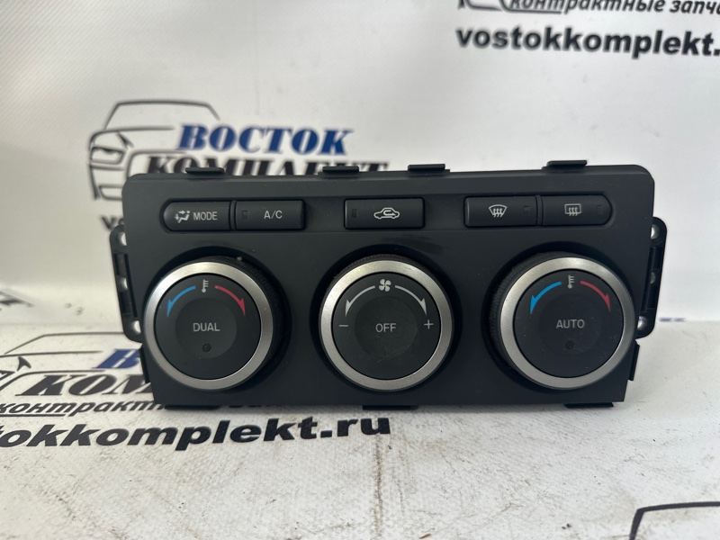Блок управления климат-контролем Mazda Atenza 2008 GH5FS L5-VE