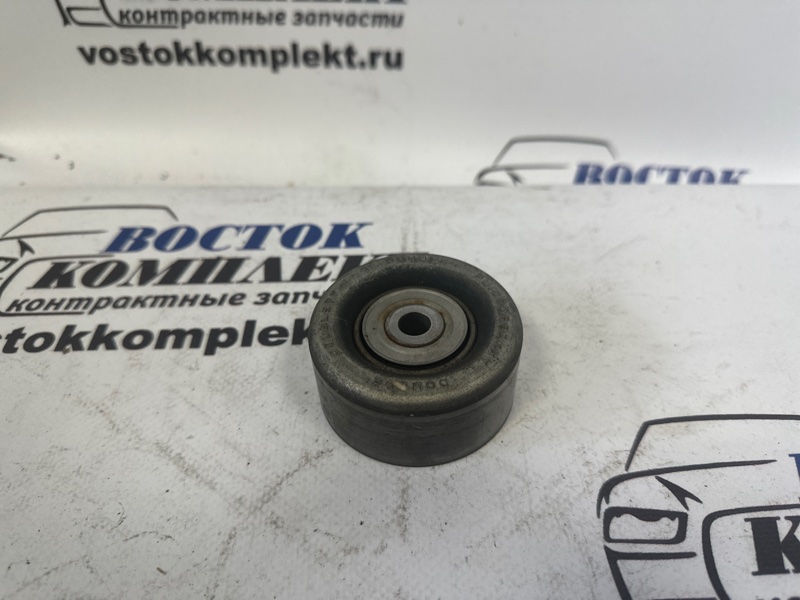 Ролик обводной приводного ремня Toyota Hiace TRH228B 2TR-FE