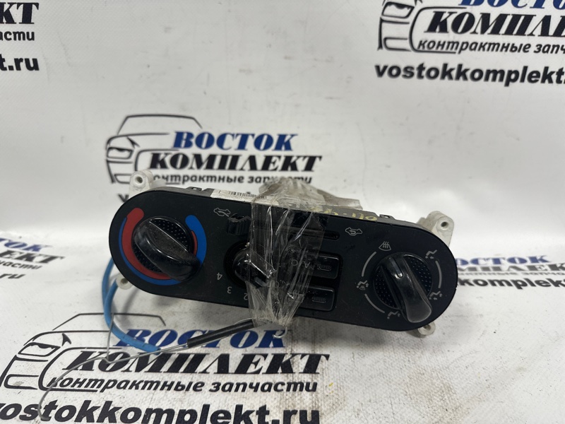 Блок управления климат-контролем Nissan AD VHNY11 QG18DE