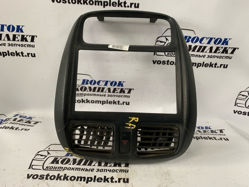 Рамка магнитофона Mazda Demio DW3W B3E