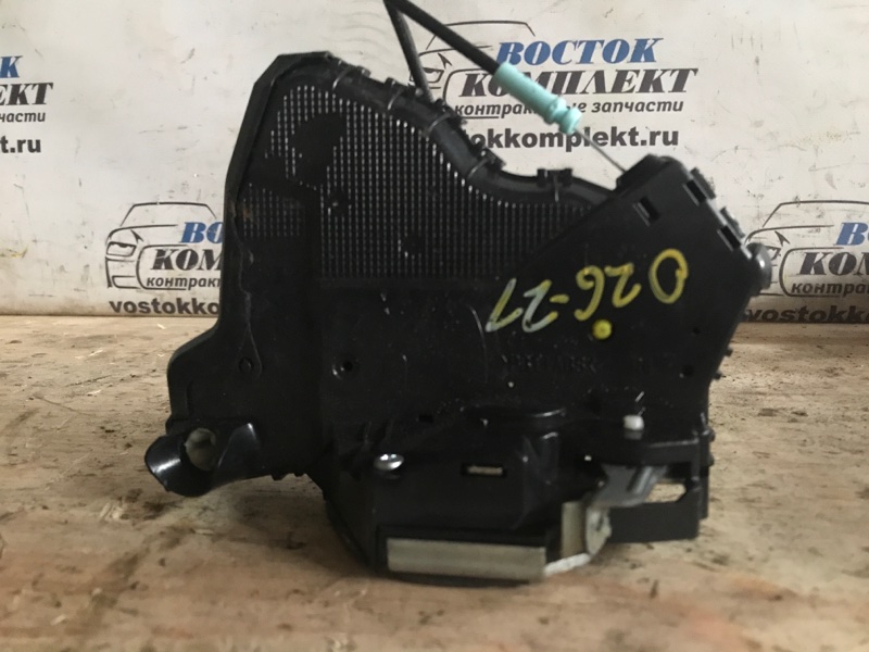Замок дверной Toyota Voxy 2009 ZRR70W 3ZR-FE перед прав