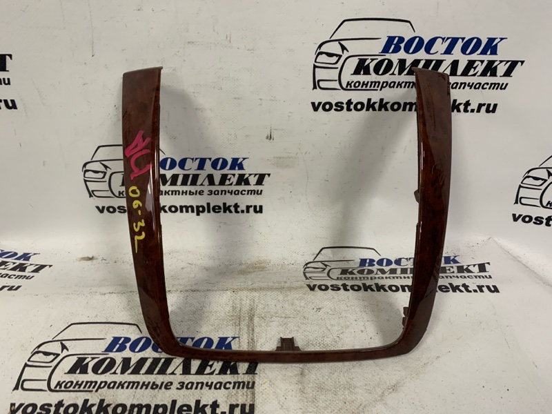 Рамка магнитофона Toyota Ipsum ACM21W 2AZ-FE