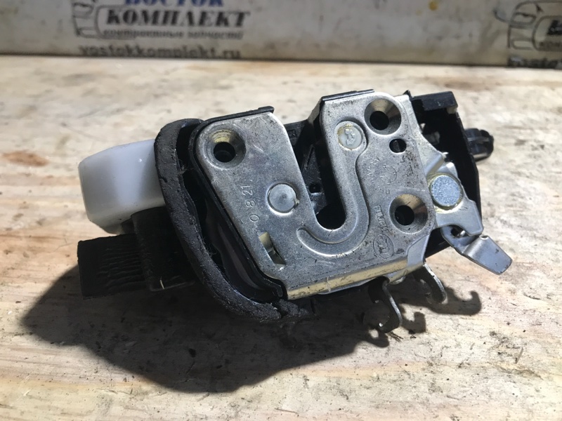 Замок дверной Nissan Serena 2010 C25 MR20DE перед лев