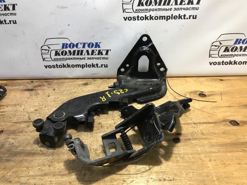 Ролик двери Honda Stepwgn 2010 RK1 R20A зад прав