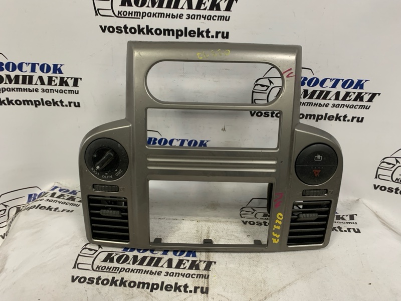 Рамка магнитофона Nissan X-Trail NT30 QR20DE