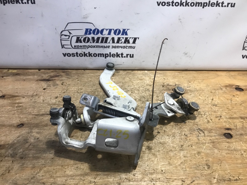 Ролик двери Toyota Isis 2007 ANM10W 1AZ-FSE зад лев