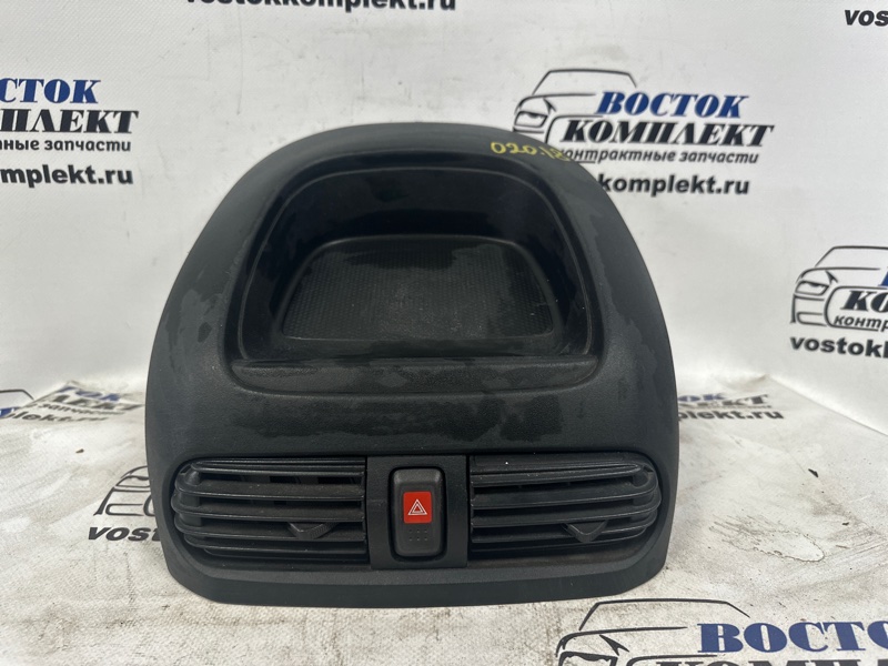 Бардачок Nissan AD VFY11 QG15DE