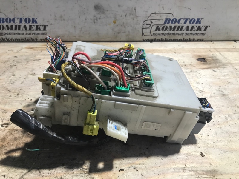 Блок предохранителей салонный Honda Insight ZE2 LDA