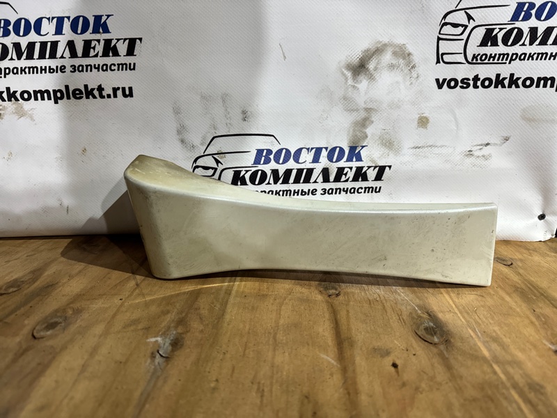 Накладка на крыло Nissan Serena CNC25 MR20DE перед прав