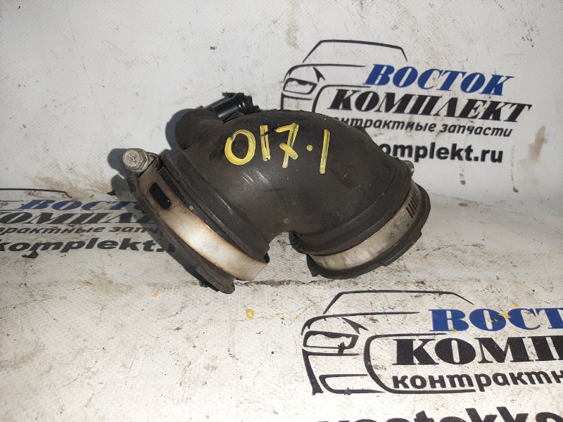 Патрубок воздушного фильтра Mazda Demio 2007 DE3FS ZJ-VE